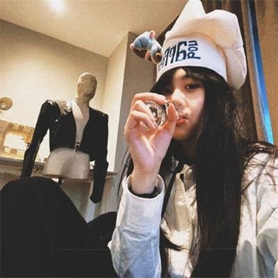 雷米特杯失窃记